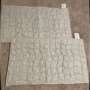 2 Chambray Cloud King Shams